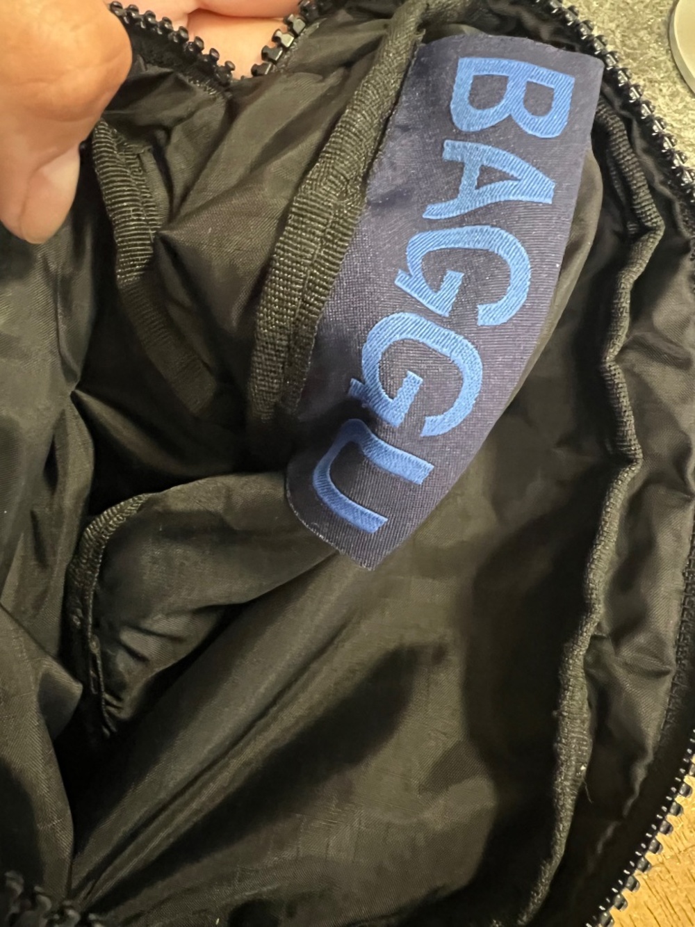 BAGGU Nylon Fanny Pack - Picture 11 of 12
